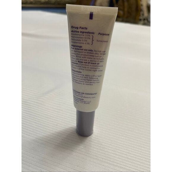 Meaningful Beauty Cindy Crawford Anti Aging Day Creme 1.7 oz SPF 30 Sealed - Picture 2 of 5